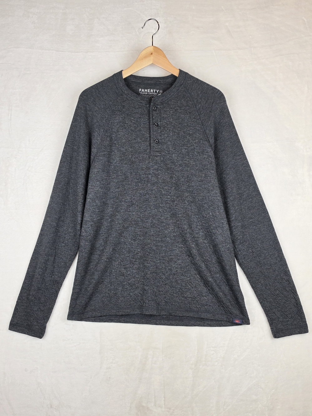 Faherty Cloud Henley Mens Medium Charcoal Gray Long Sleeve Pima Cotton